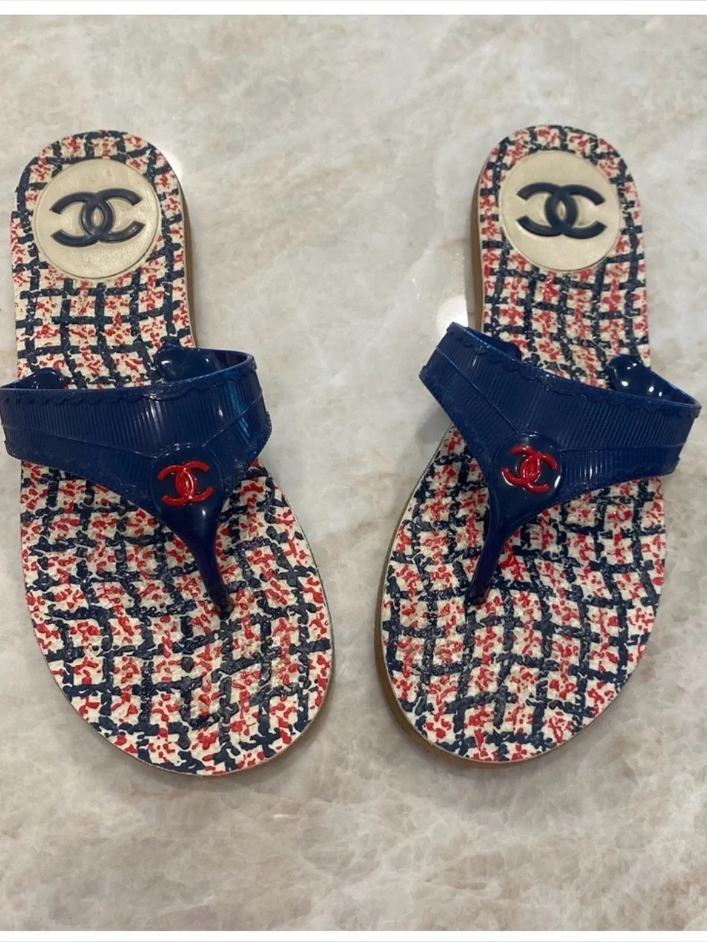 CHANEL Navy and Red Logo Thong Sandals